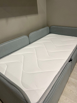 Матрас Comfort Medium Hard 90x190см